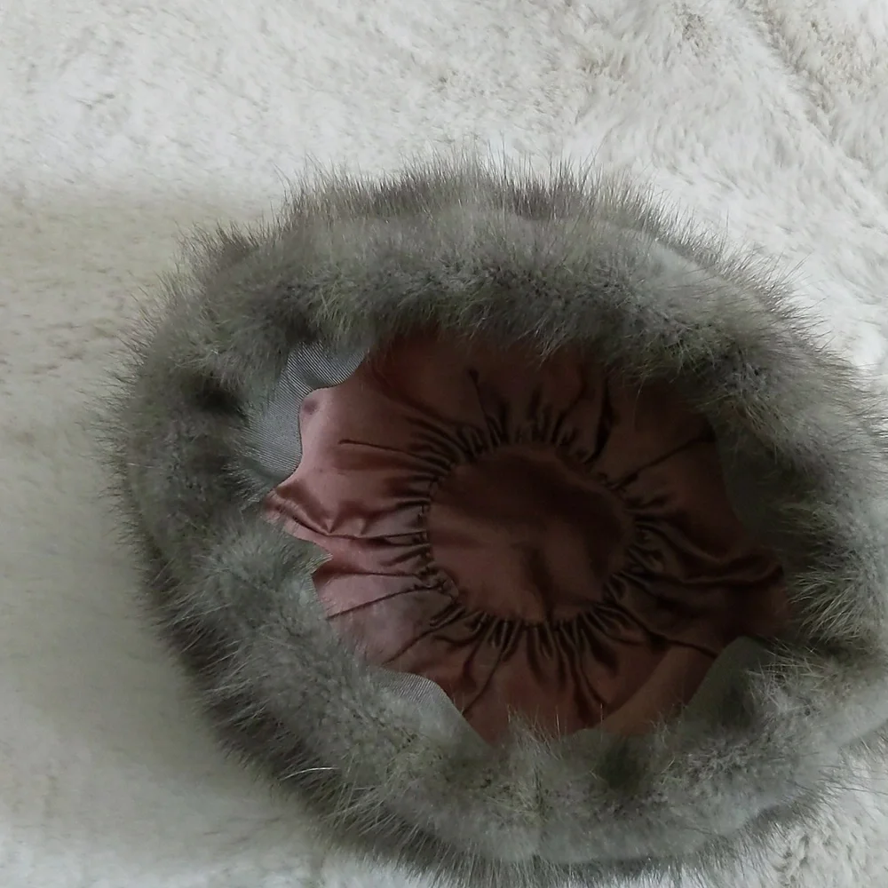 Vintage 1950's Grey Fur Mink Cloche Bucket Hat - Picture 4 of 8